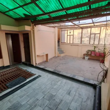Heritage Homestay@Old City Near Ganges-2