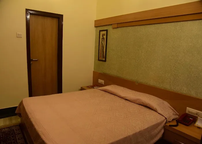 Hotel Cresent - Near Assi Ghat Varanasi